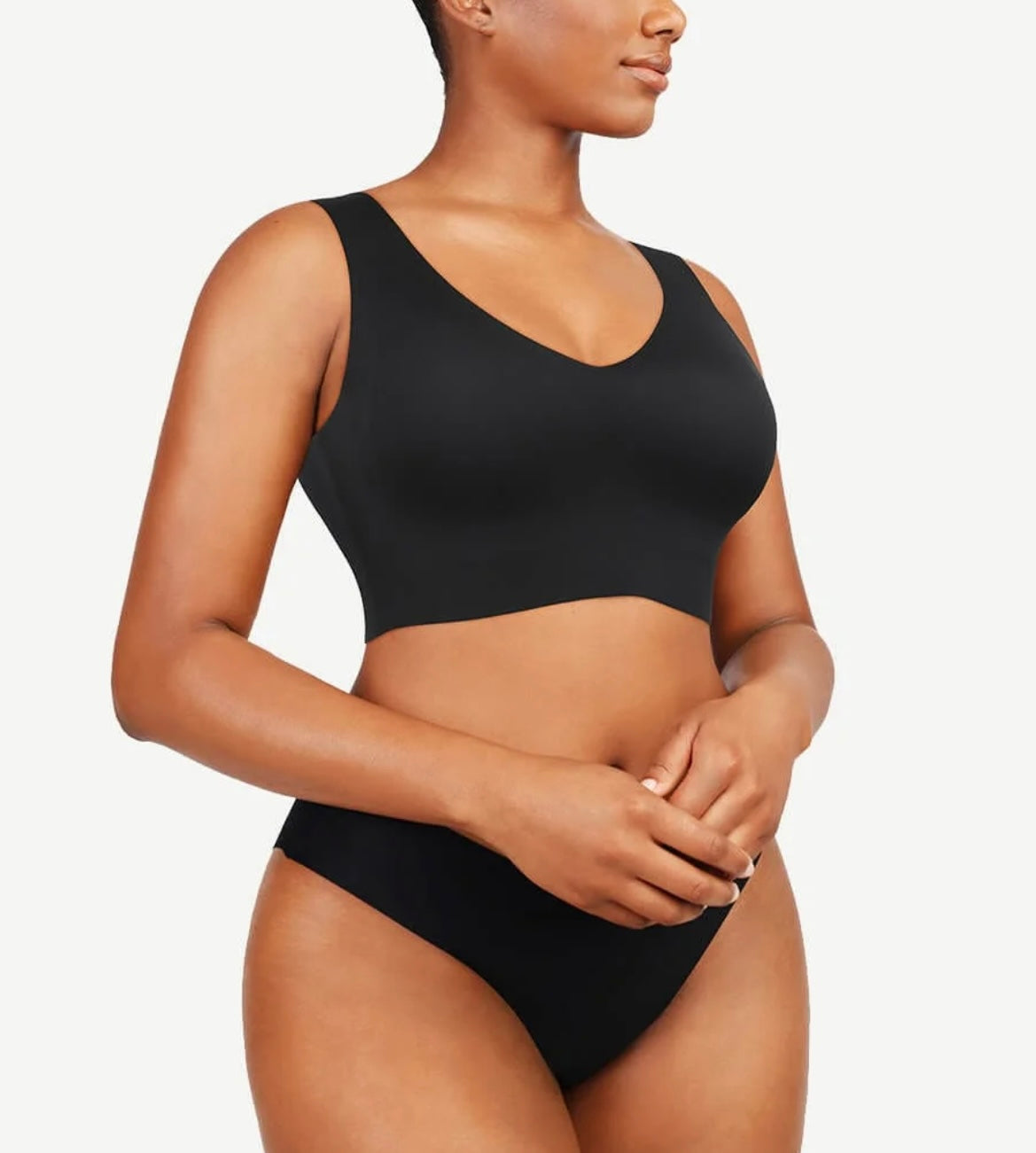 Black Seamless V-Neck Support Bra